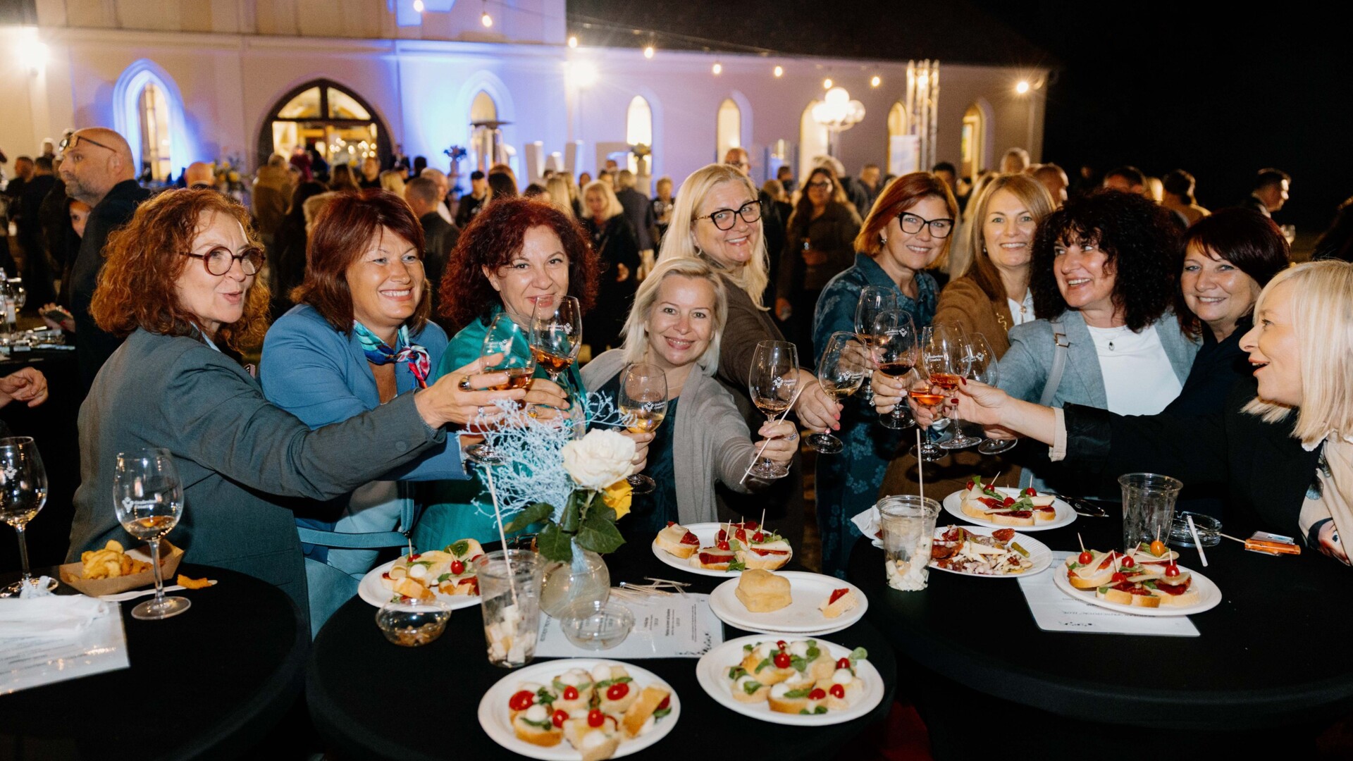 Dunav Wine Festival na Principovcu! Treće izdanje spojilo je vinski  hedonizam i međunarodna priznanja