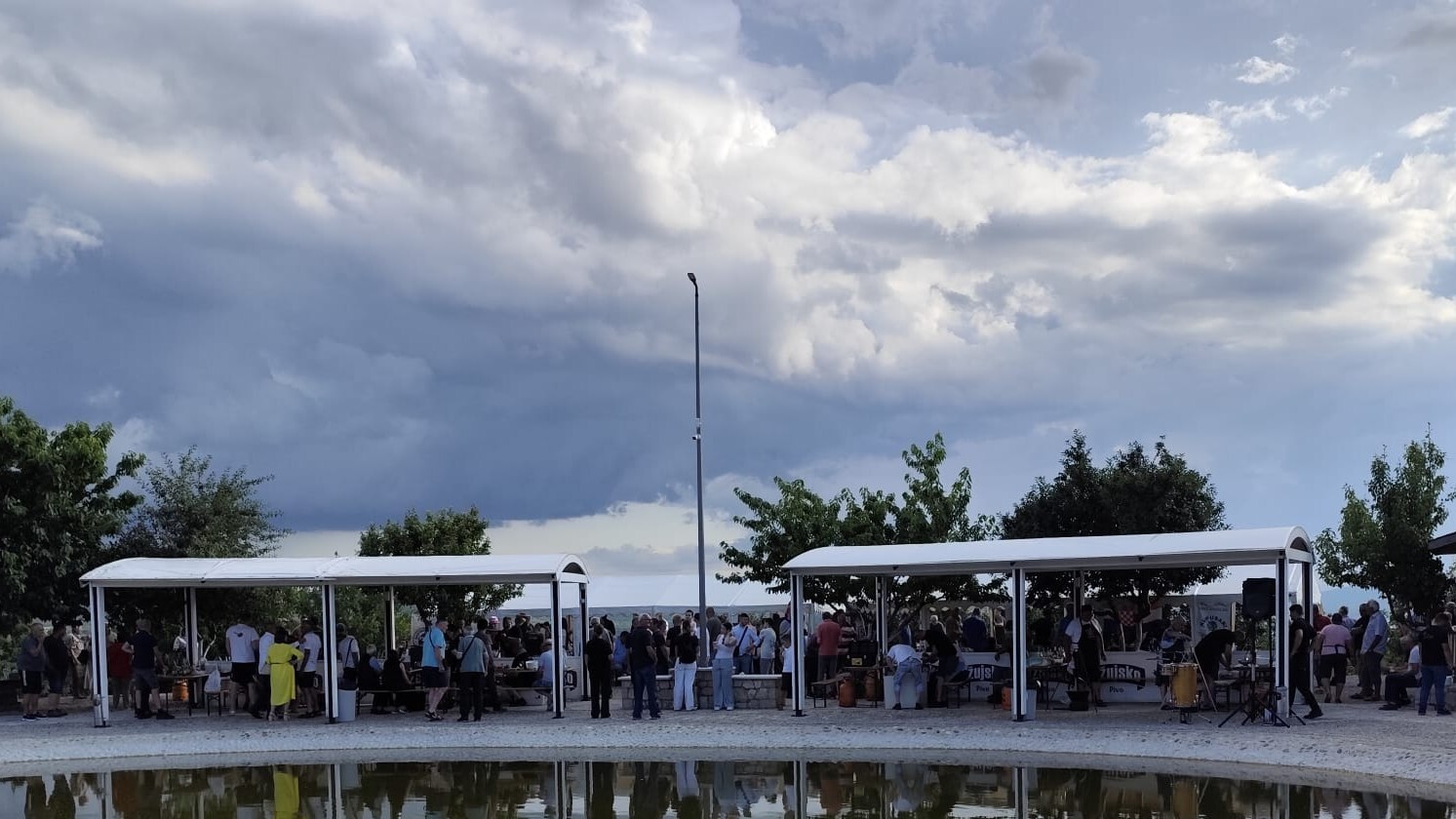  Fišijada u Eko selu Grabovica: Kupusari iz Donjeg Miholjca skuhali su najbolji fiš paprikaš na Buškom jezeru 
